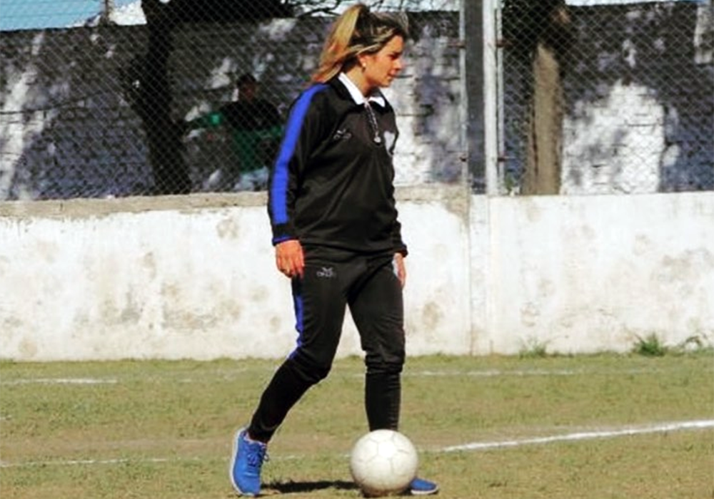 Yasmin Roston: "Es muy importante que los equipos de fútbol femenino tengan profesionales a cargo"