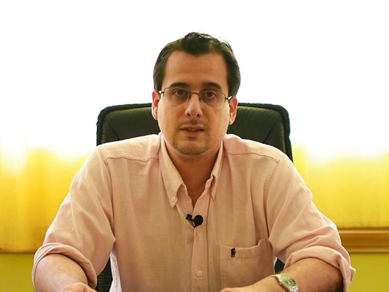 Sebastián Meneses, Director Ejecutivo del HIGA Junín: "Le pido a los jóvenes un esfuerzo más"