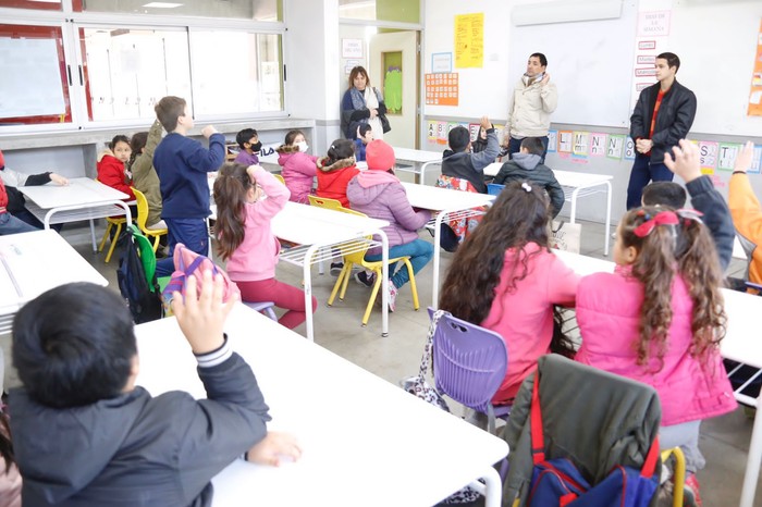 El Gobierno bonaerense se adhirió a la ampliación de horas en escuelas primarias