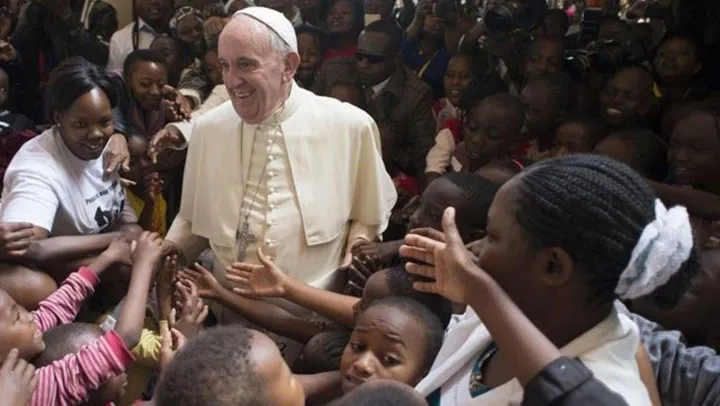 Papa Francisco: "No nos dejemos seducir por los cantos de sirena del populismo"