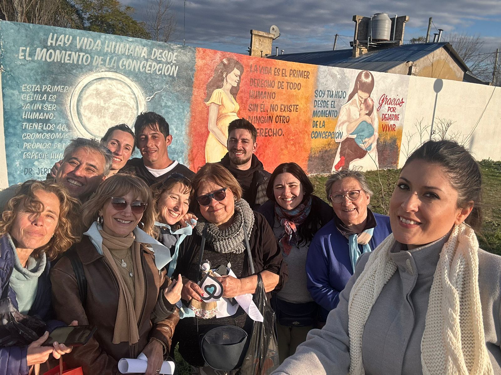 Importante acompañamiento y adhesión en Junín a una caravana y mural en defensa de las dos vidas