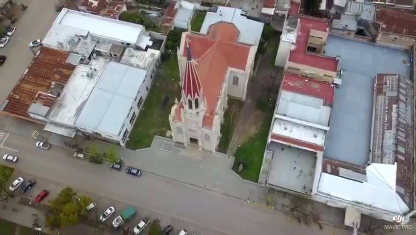 Vista aérea de la Parroquia Inmaculada Concepción de Lincoln